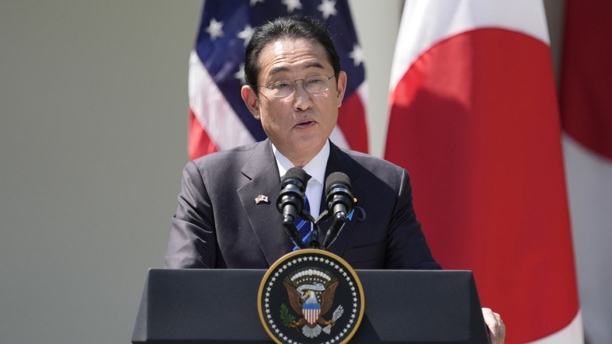 Japanese PM to address Congress amid stalled US support thumbnail