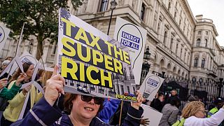 Демонстрация в Брюсселе за налогообложение сверхбогатых европейцев.  