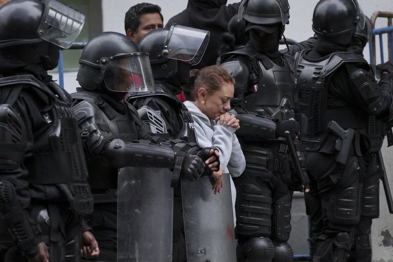 Ekvador polisi, Meksika'nın Kito Büyükelçiliği'ne baskın düzenleyerek eski Ekvador Devlet Başkan Yardımcısı Jorge Glas'ı gözaltına almıştı