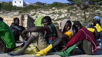 Des migrants arrivés sur l'île italienne de Lampedusa