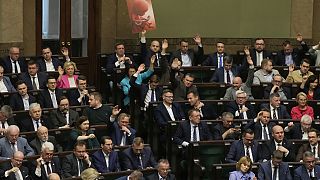 Quatre projets de textes libéralisant l'accès à l'IVG ont franchi vendredi un premier obstacle au Parlement, en Pologne.