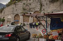 Posto di blocco al confine tra Italia e Francia a Ventimiglia 