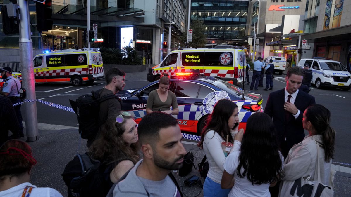 Multiple people stabbed and 1 person shot at a Sydney shopping centre, media say thumbnail