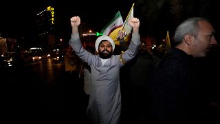 Иранцы ликуют после атаки на Израиль