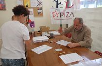 Μέλη του ΣΥΡΙΖΑ Προοδευτική Συμμαχία, ψηφίζουν για τις προκριματικές εκλογές ανάδειξης των υποψηφίων για το ψηφοδέλτιο του ΣΥΡΙΖΑ Προοδευτική Συμμαχία για τις Ευρωεκλογές