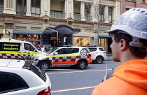 Polis, Sydney'deki bıçaklı saldırganın kadınları hedef aldığını duyurdu