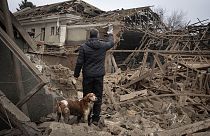 Разрушения в городах на востоке Украины после российских ударов