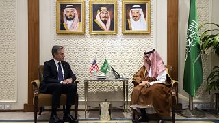 وزير الخارجية الأمريكي أنتوني بلينكن، ونظيره السعودي الأمير فيصل بن فرحان، في وزارة الخارجية في الرياض، المملكة العربية السعودية