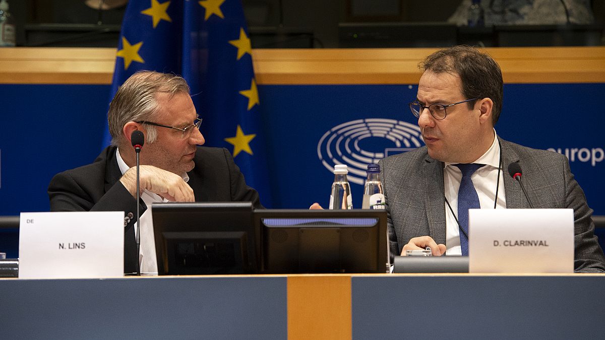 A fast-tracking process to approve the CAP reform was agreed by the Belgium's farm minister David Clarinval (R) and the chair of Parliament's AGRI committee Norbert Lins (L).