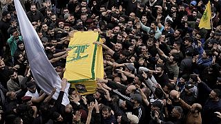 Hisbollah-Anhänger bei der Beerdigung eines getöteten Kommandeurs am 8. April.