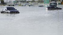 Дубай уже второй раз в этом году пострадал от наводнения