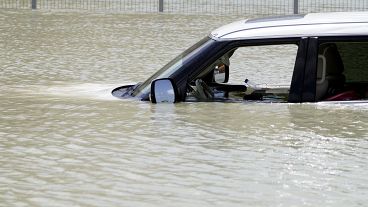 فيضانات تجتاح دبي 