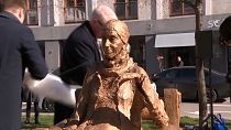 تمثال الكاتبة الدنماركية الشهيرة بليكس في العاصمة كوبنهاغن
