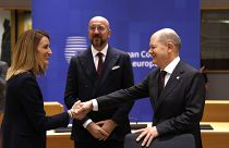 Первый день саммита ЕС лидеры 27 стран посвятили международной обстановке.