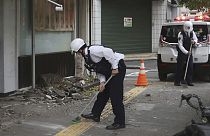 Trabajos de limpieza tras el terremoto.