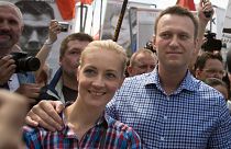 الکسی ناوالندی در کنار همسرش یولیا در راهپیمایی مسکو در سال ۲۰۱۳