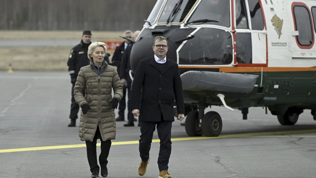 Ursula von der Leyen et le Premier ministre finlandais Petteri Orpo, vendredi 19 avril.