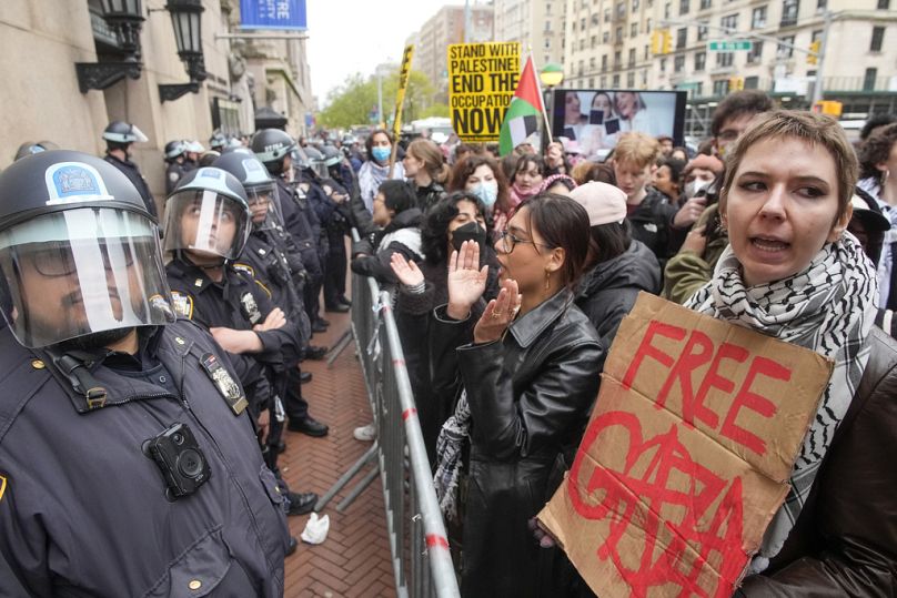 New York Polisi, Columbia Üniversitesi'nde Filistin yanlısı protestolara müdahale etti