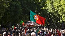 Comissão comemorativa dos 50 anos do 25 Abril marcou desfile para tarde de dia 25, que começa na Praça Marquês de Pombal, segue pela Avenida da Liberdade e termina no Rossio