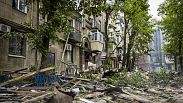 Schäden nach dem russischen Angriff auf ein Wohngebäude in Dnipro, 19. April 2024