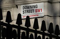 İngiltere'nin başkent Londra'da Başbakanlık'ın bulunduğu Downing Caddesi 