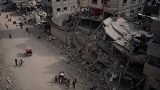 Destructions consécutives à une offensive aérienne et terrestre israélienne à Khan Younès, dans le sud de la bande de Gaza, le lundi 8 avril 2024.
