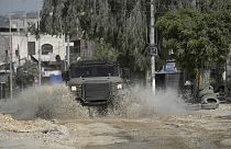 Nem szűnnek a fegyveres konfliktusok Ciszjordániában
