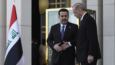 الرئيس التركي رجب طيب أردوغان ورئيس الوزراء العراقي محمد شياع السوداني في أنقرة، تركيا