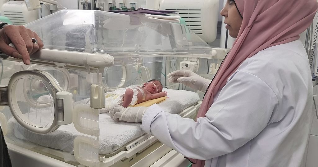 Gaza: baby rescued from dying mother’s womb dies