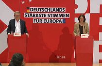 Nicolas Schmit, candidato dos socialistas europeus, com Katharina Barley, cabeça-de-lista do SPD 