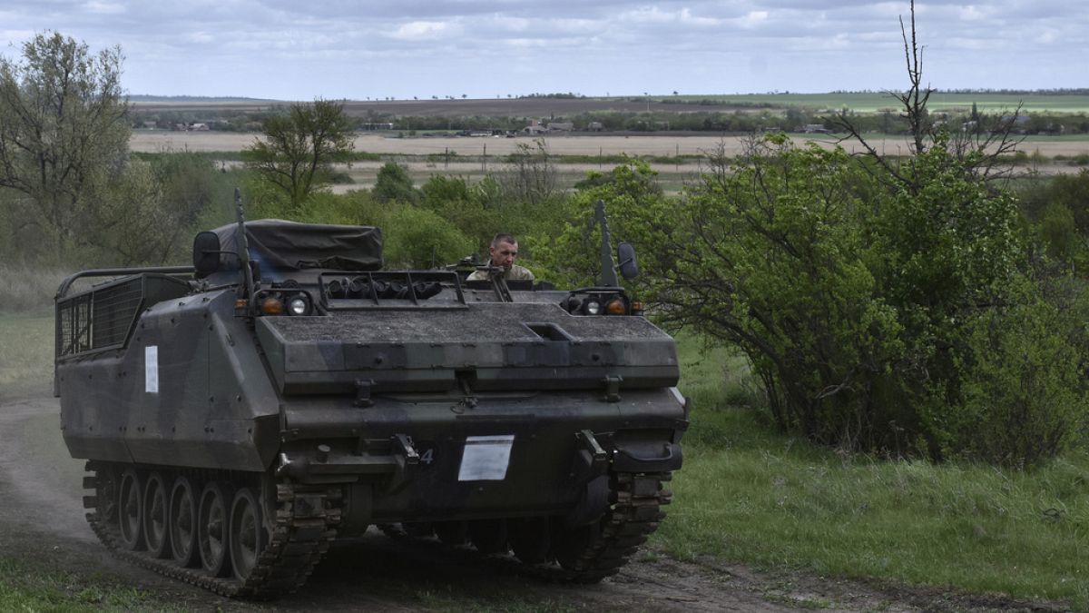 UK announces €580 million in new military aid for Ukraine thumbnail