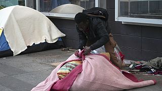 JO Paris 2024 : des migrants africains expulsés d'un camp improvisé