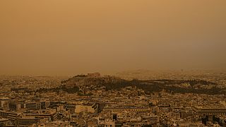 L'ancienne colline de l'Acropole et la ville d'Athènes vue depuis la colline du Lycabette le mardi 23 avril 2024. 
