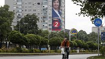 Präsidentschaftswahl in Nordmazedonien: Rechtspopulistin Gordana Siljanovska Davkova liegt laut Umfragen vorn