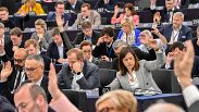 Eurodiputados durante la sesión plenaria del 24 de abril.