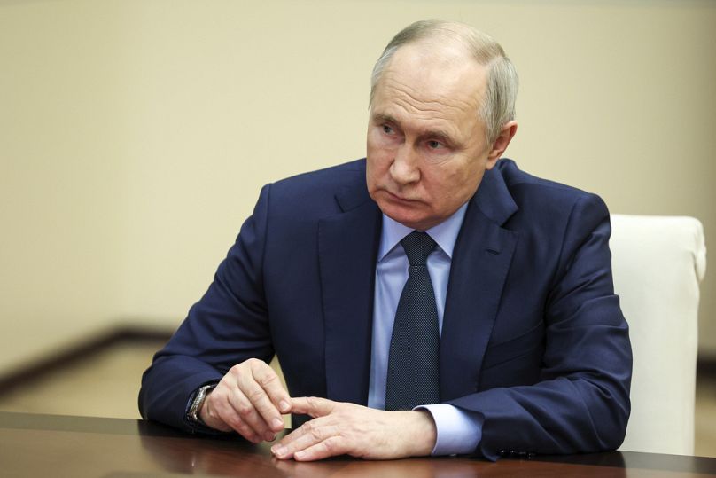 El presidente ruso, Vladímir Putin, a las afueras de Moscú, Rusia, el lunes 5 de febrero de 2024.