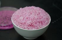 Em fevereiro, engenheiros biomoleculares da Universidade Yonsei, na Coreia do Sul, integraram com sucesso células animais em grãos de arroz numa tentativa de desenvolver um futuro alimento sustentável.