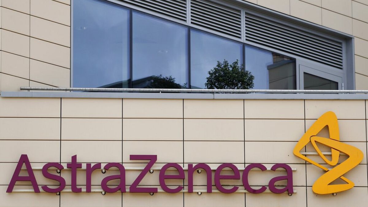 AstraZeneca reveals plans for a billion-dollar cancer plant in Singapore thumbnail