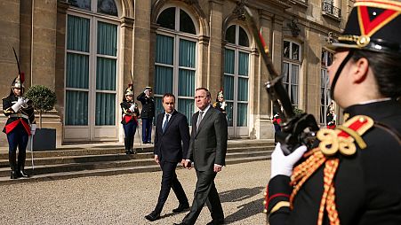Frankreichs Verteidigungsminister Sebastien Lecornu sein deutscher Amtskollege Boris Pistorius in Paris