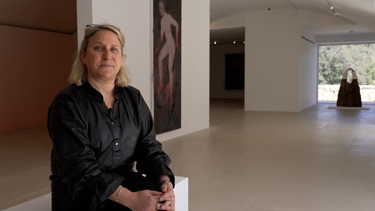 Explore the past, present and future in 'The Infinite Woman': Alona Pardo's new exhibition thumbnail