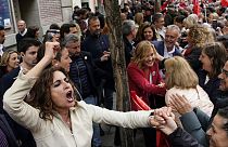 La vice-présidente du gouvernement espagnol devant une foule de supporteurs à Madrid.