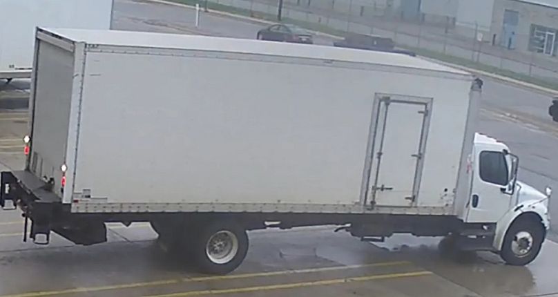 Egy öttonnás kamion érkezett a konténerért