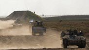 القوات الإسرائيلية تتحرك بالقرب من حدود قطاع غزة، الاثنين، 4 مارس 2024. 