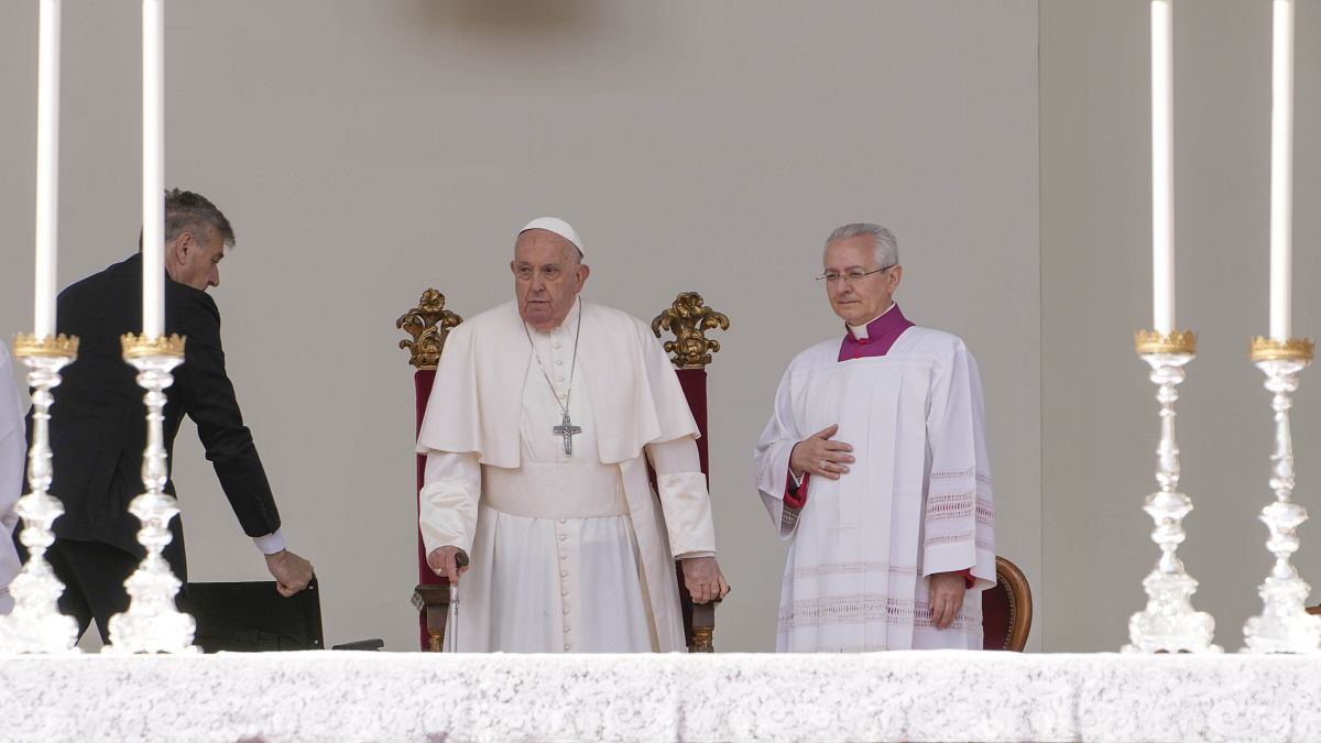 Pope Francis speaks about struggles facing people of Haiti during Venice mass thumbnail