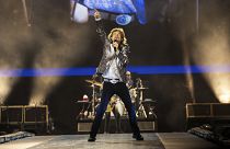 Mick Jagger de los Rolling Stones actúa durante la primera noche de la etapa estadounidense de su gira "Hackney Diamonds" el domingo 28 de abril de 2024 en Houston.