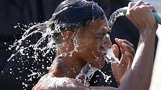 Extreme heat prompts people to cool themselves off