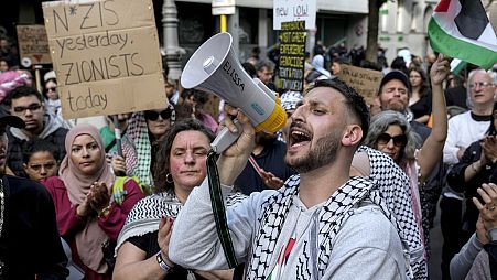 Symbolbild: Demonstranten bei einer Pro-Palästina Demonstration.