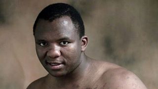 Boxe : la légende sud-africaine Dingaan Thobela meurt à 57 ans 
