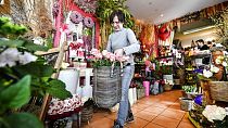 Florista neerlandesa diz que regras inflacionam os preços