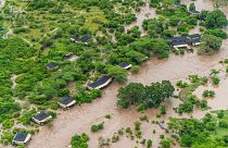 الفيضانات تجتاح محمية ماساي مارا في كينيا